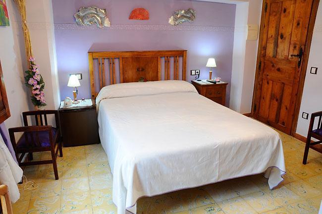 Hotel Casa De La Fuente Alcorisa Room photo